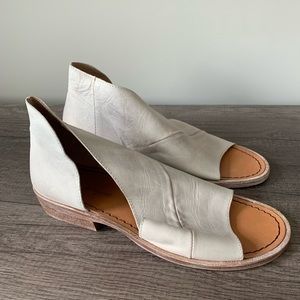 Free people Mont Blanc Wrap Flat Sandals